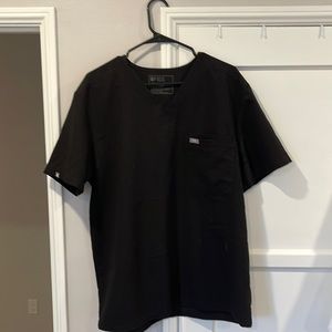 Black Leon™ - Two-Pocket Scrub Top
XL - Black